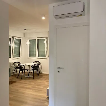 La Casa Di Chiara-senigallia,bilocale A 100 Mt Dal Mare Σενιγκάλια